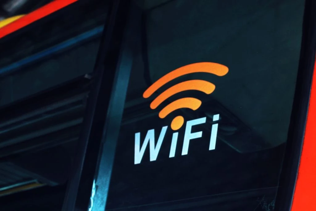Wi-Fi можна розігнати шматком фольги: вчені перевірили популярний трюк