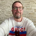 У Шарія в Іспанії знайшли крипту, золото і Porsche: сума претензій може сягнути €10,7 млн