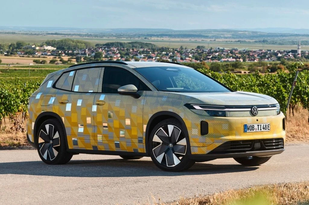 Volkswagen замінить ID.4 та ID.5 електричним Tiguan: перші фото вже показали